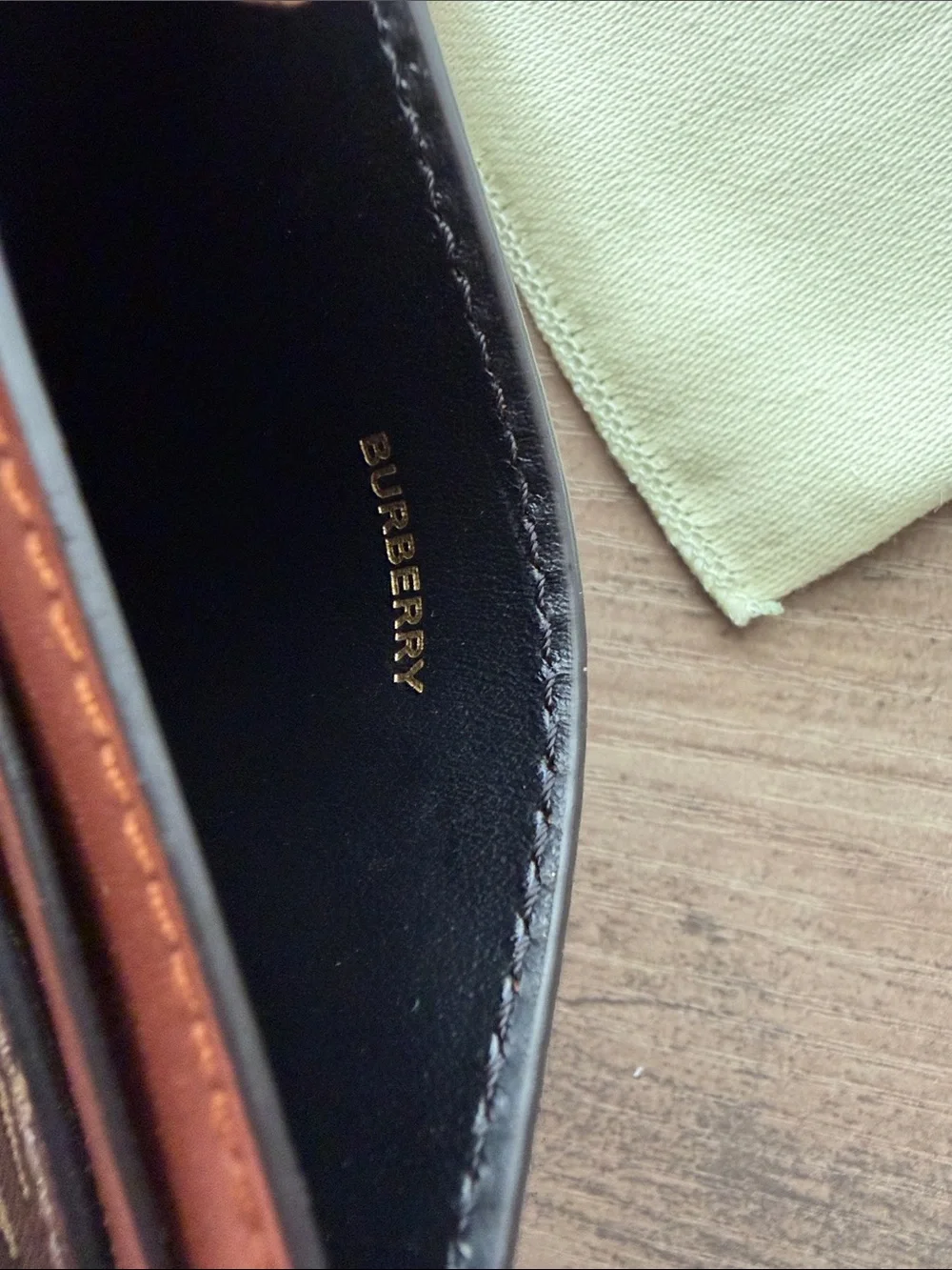 NWOT Burberry TB Brown Monogram Card Holder with Red Stripe